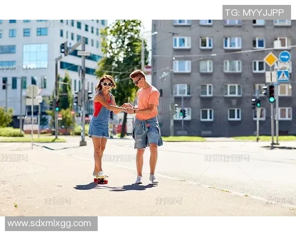 南京滑板队的灵活性探秘：如何在城市街头展现极致技艺与风格